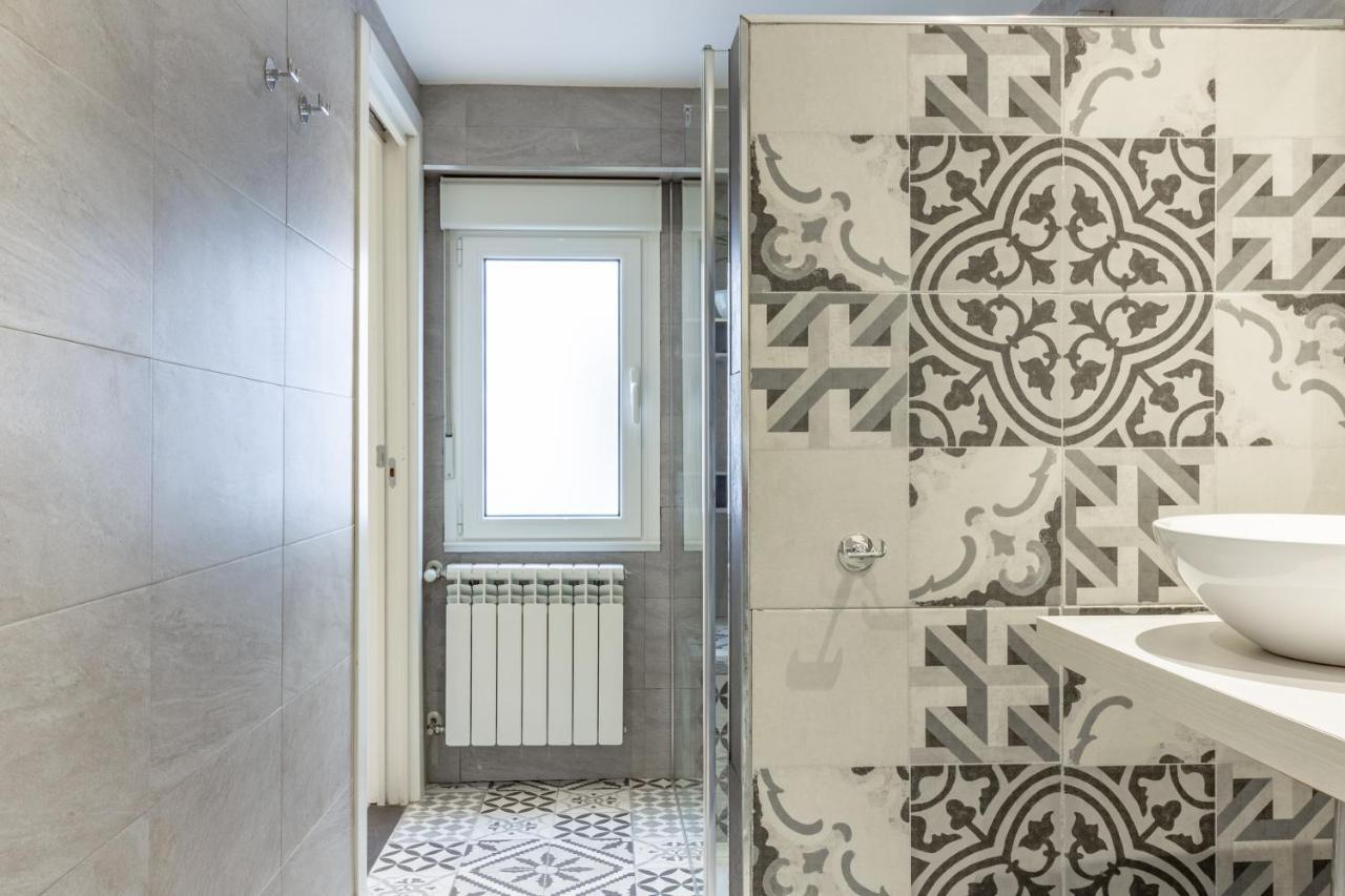 Ah King Size Apartment Vut5461As Oviedo Dış mekan fotoğraf
